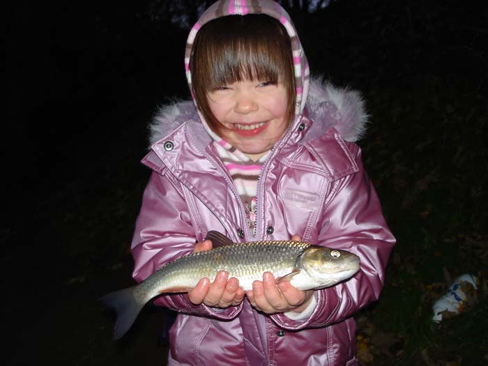 Amazing fish and even more amazing smile from Hannah, Stu's eldest daughter..