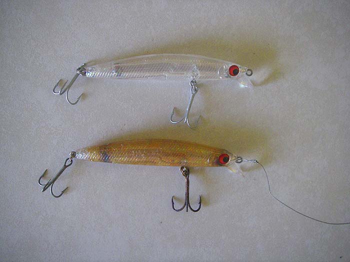 These are our favourite bonefish lures of the moment.  The bottom one is well battered by barracuda and has become internally discoloured by rust (it still works).