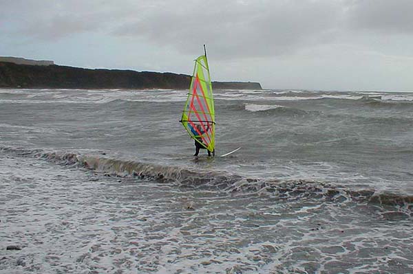 This chap said it wasn't windy enough for him to get his board up in the heavy swell but it was useless for plugging.